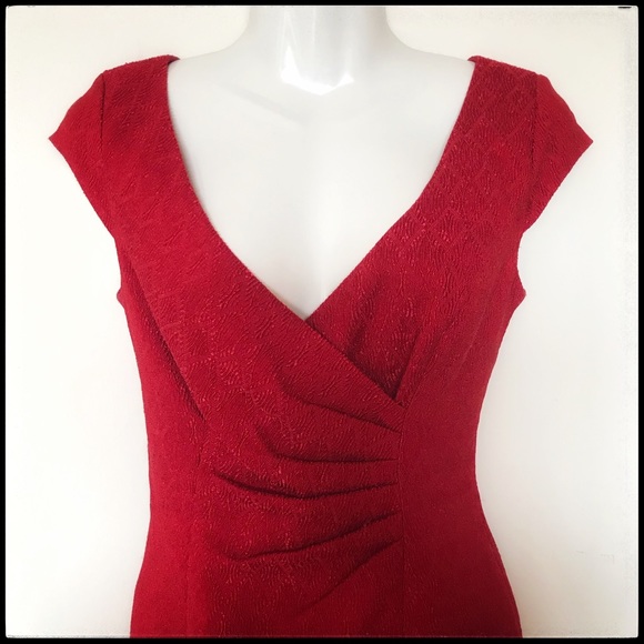 NWT Kay Unger Red Ruched Glamorous Dress - Picture 4 of 7